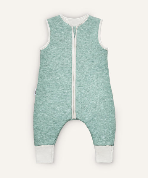 Baby-Schlafsack mit Beinen und Wollfüllung hellgrün.