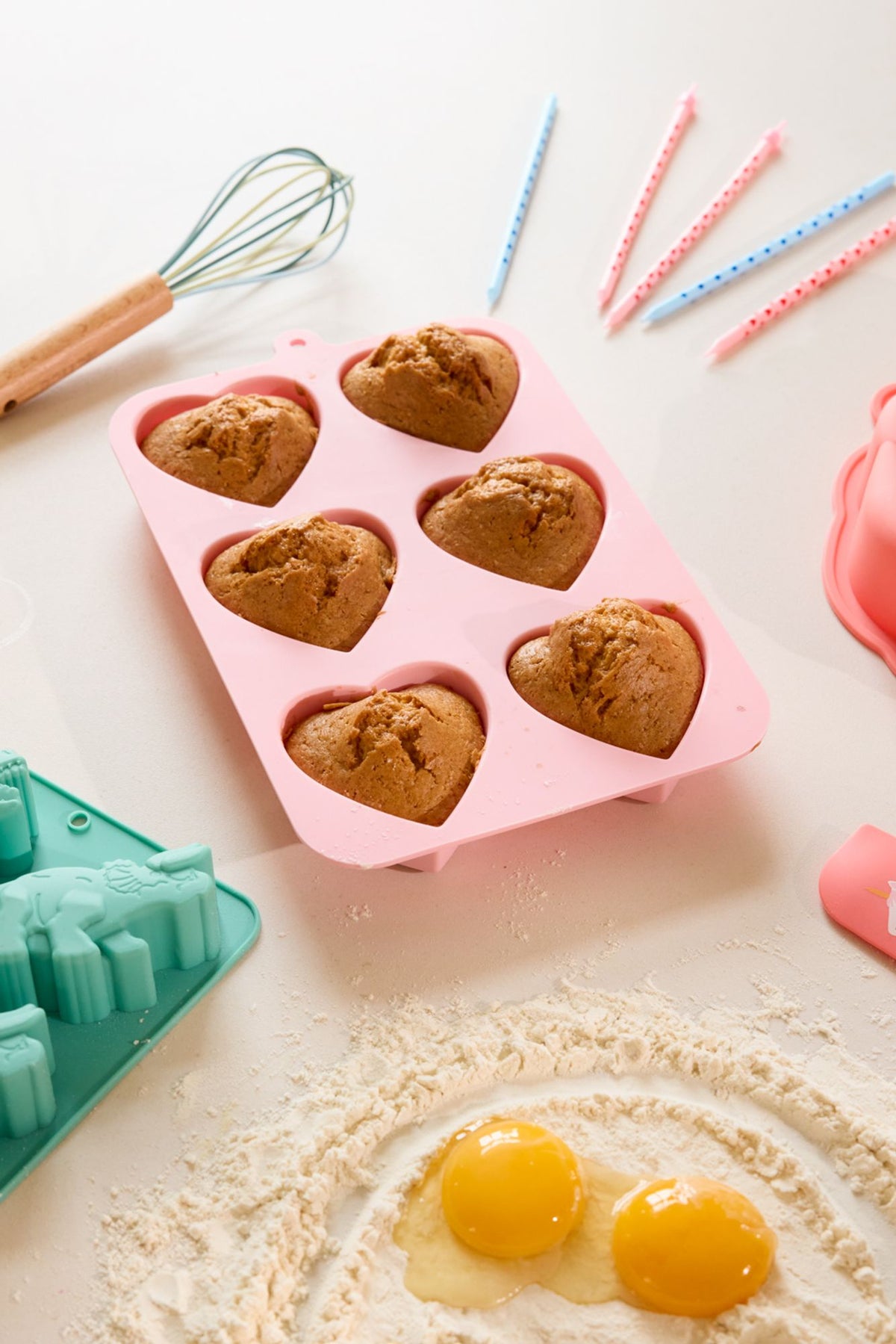 LE_BAFOR-HEARTS_1.jpg