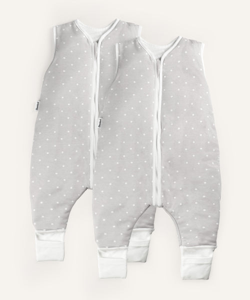 2er Bundle Ehrenkind Sommerschlafsack mit Beinen in grau mit weißen Punkten.