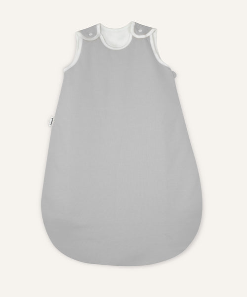 Baby-Schlafsack ganzjährig rund Hellgrau.