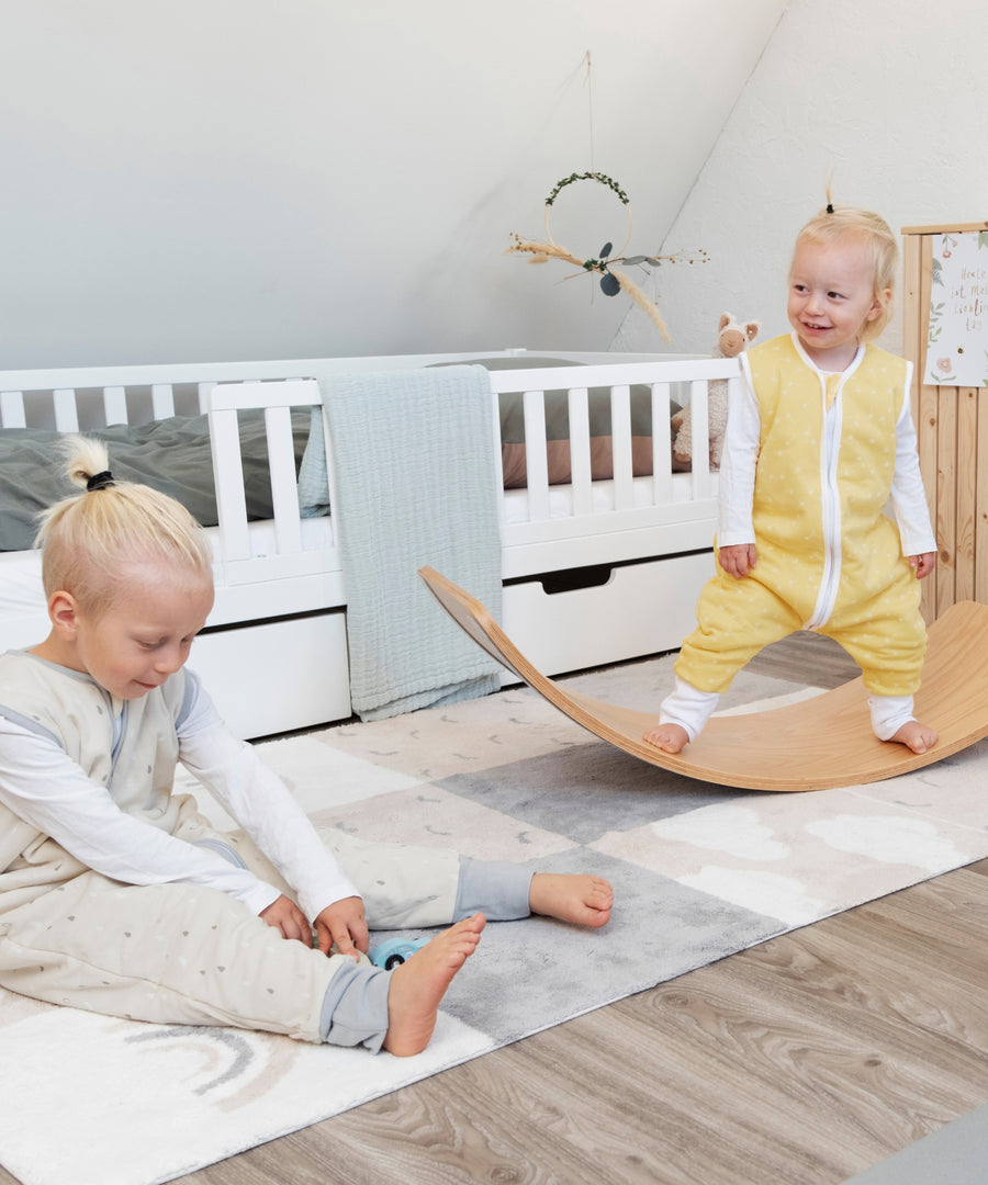 Sommerschlafsack mit Beinen für aktive Kinder 